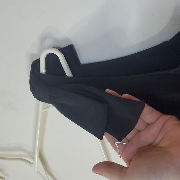 J.Crew Black Wideleg Jumpsuit Size 2 Cropped Flowy Romper Bow Tie Shoulders - Picture 7 of 15